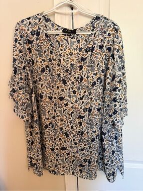 Premier Designs Cream Blouse with Navy and Gold Floral Print